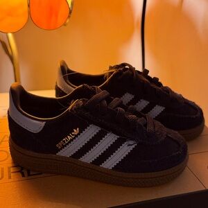 Adidas Toddler Spezial Black Sneakers with White Stripes size 6K
